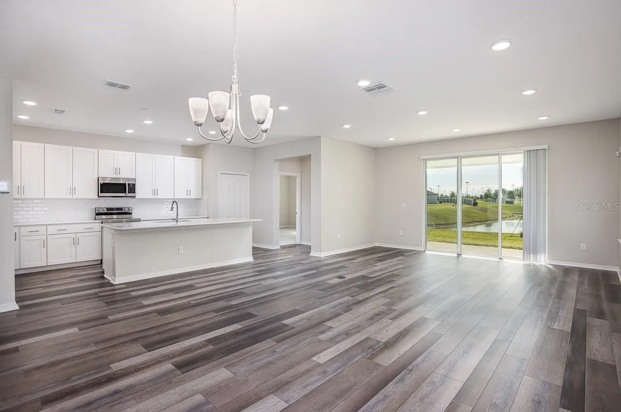 20 FIG CT E