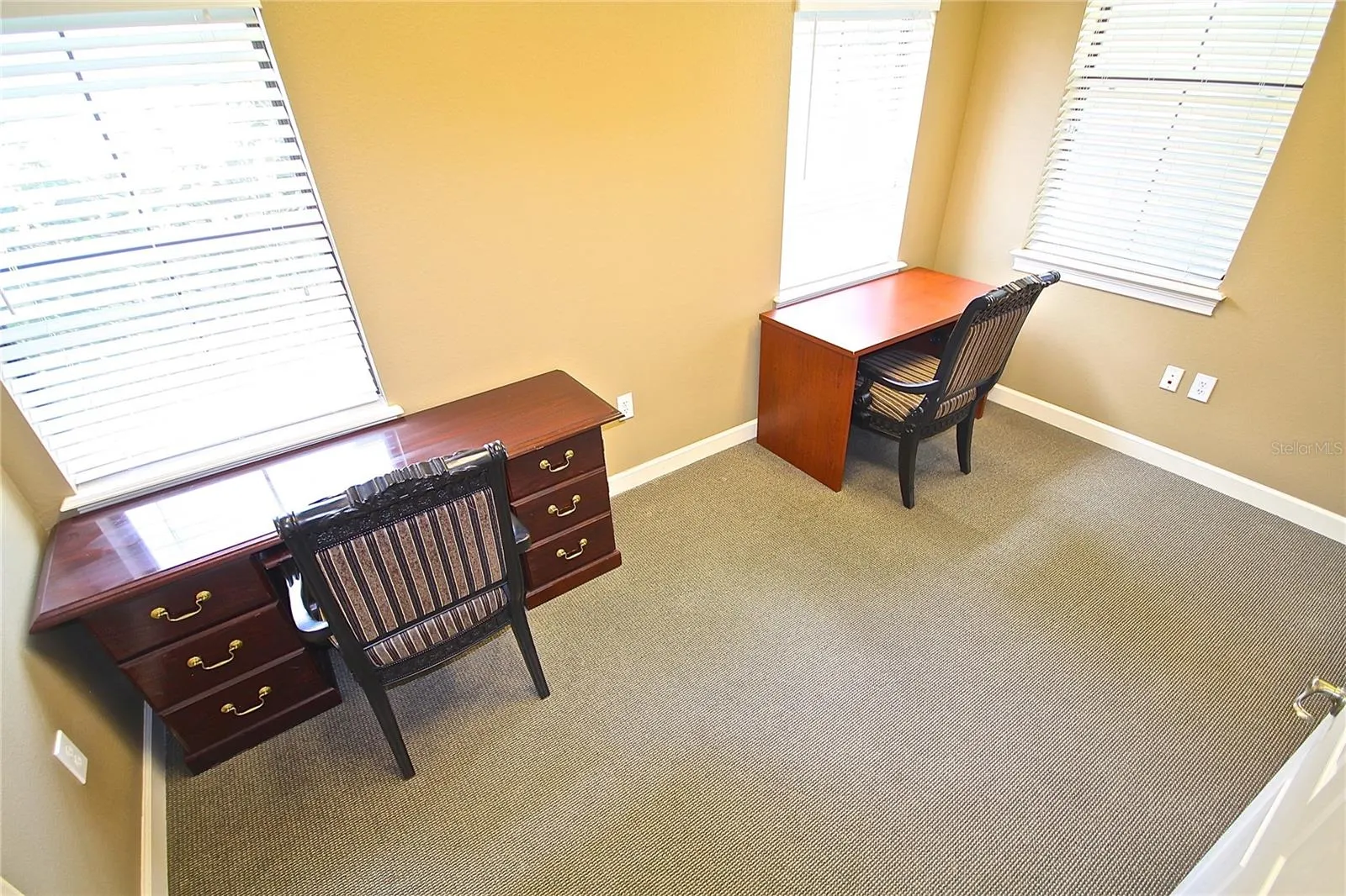 1401 TOWN PLAZA CT #1020, #1020