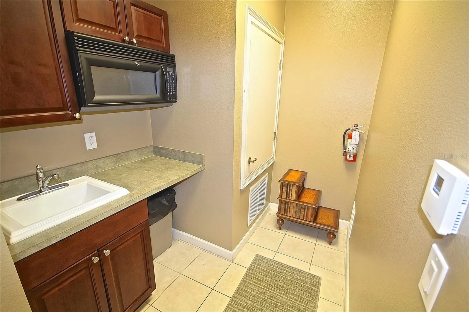 1401 TOWN PLAZA CT #1020, #1020