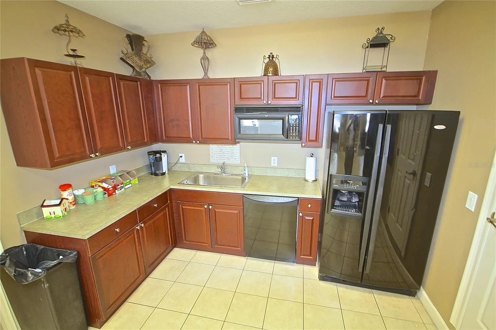 1401 TOWN PLAZA CT #1020, #1020