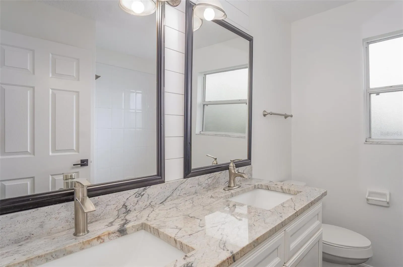 25 PRINCE KAAREL LN