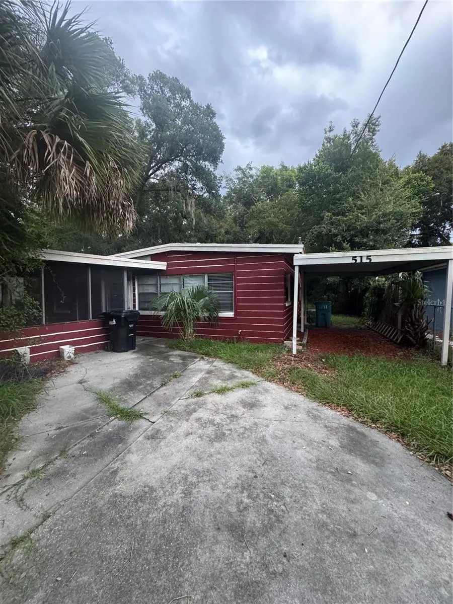 515 SUNSET DR