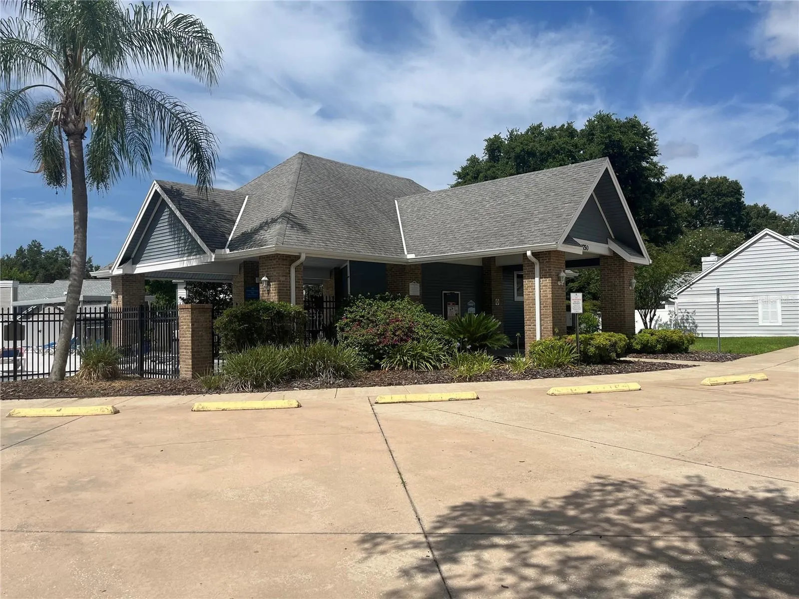 2700 WAYMEYER DR