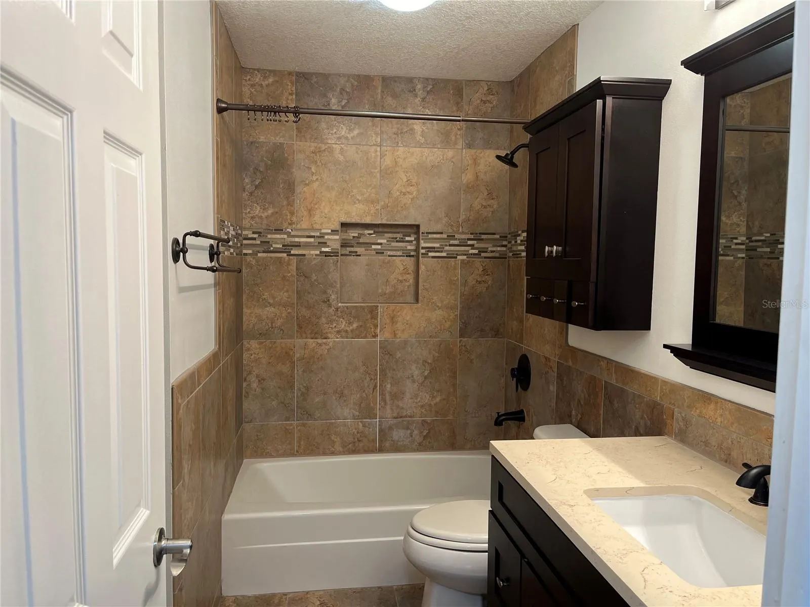 2700 WAYMEYER DR