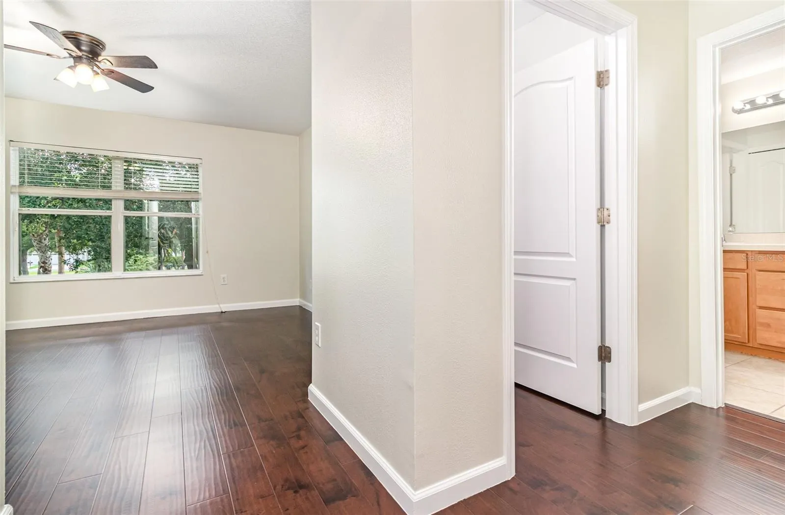 1224 PRIORY CIR