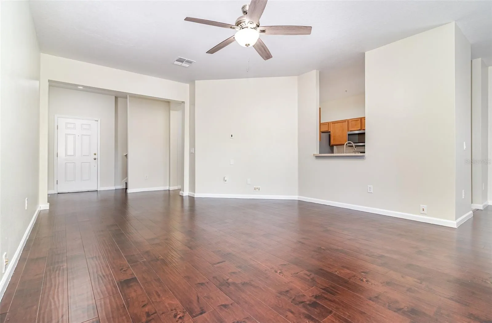 1224 PRIORY CIR