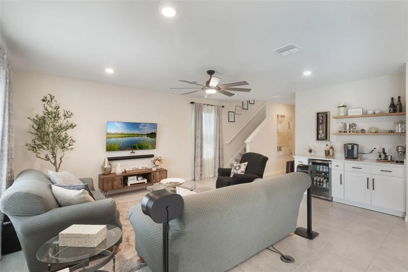 1650 DELIGHTFUL DR