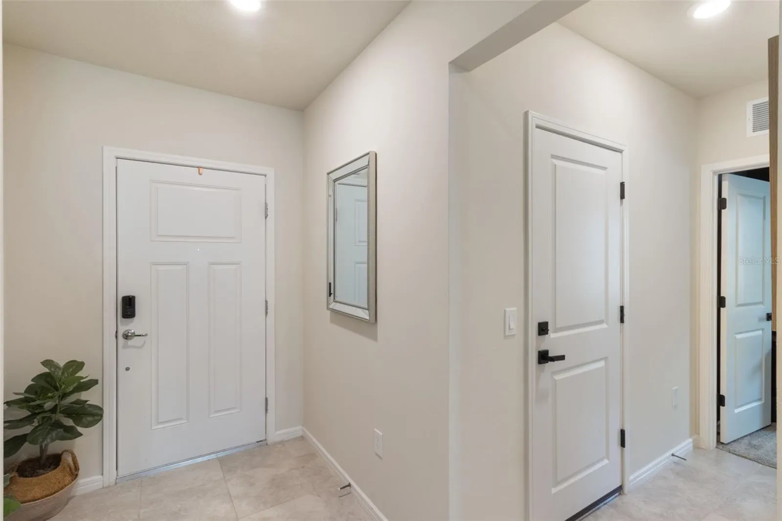 1650 DELIGHTFUL DR