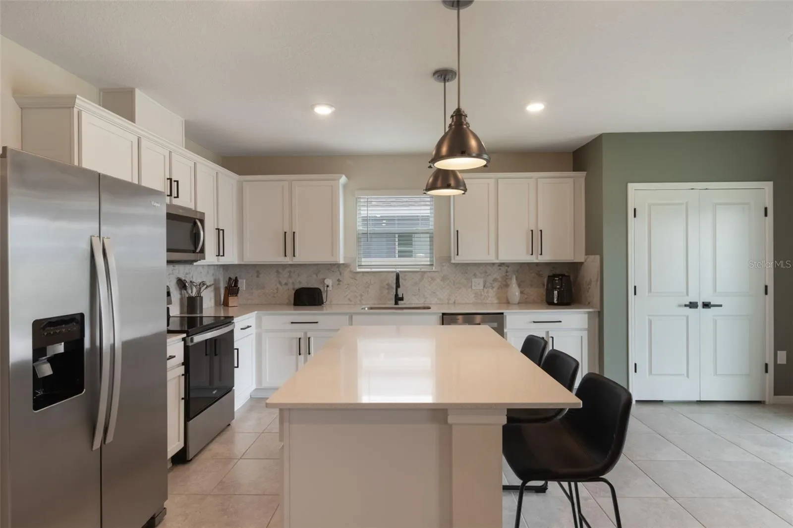 1650 DELIGHTFUL DR