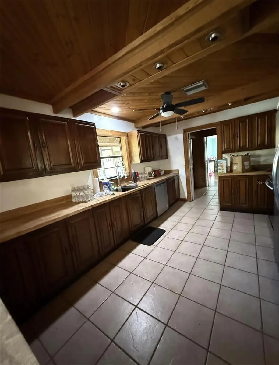 2005 SW DRIFTWOOD ST