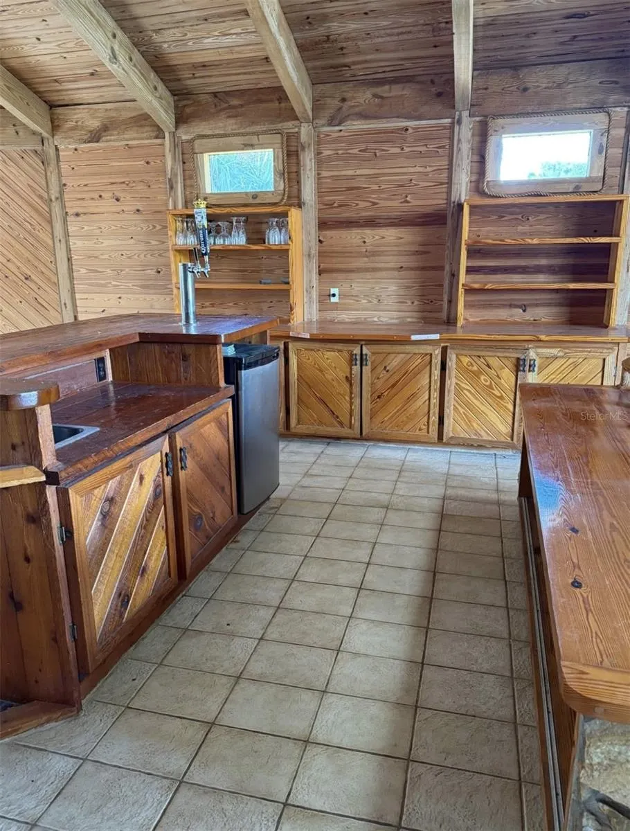 2005 SW DRIFTWOOD ST