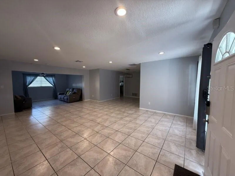 30 CORNWALL CT