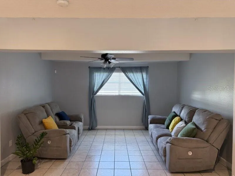30 CORNWALL CT