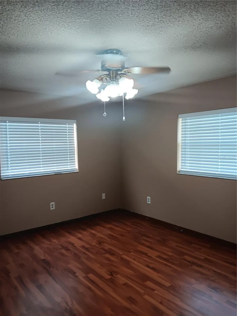 2321 IRLO DR