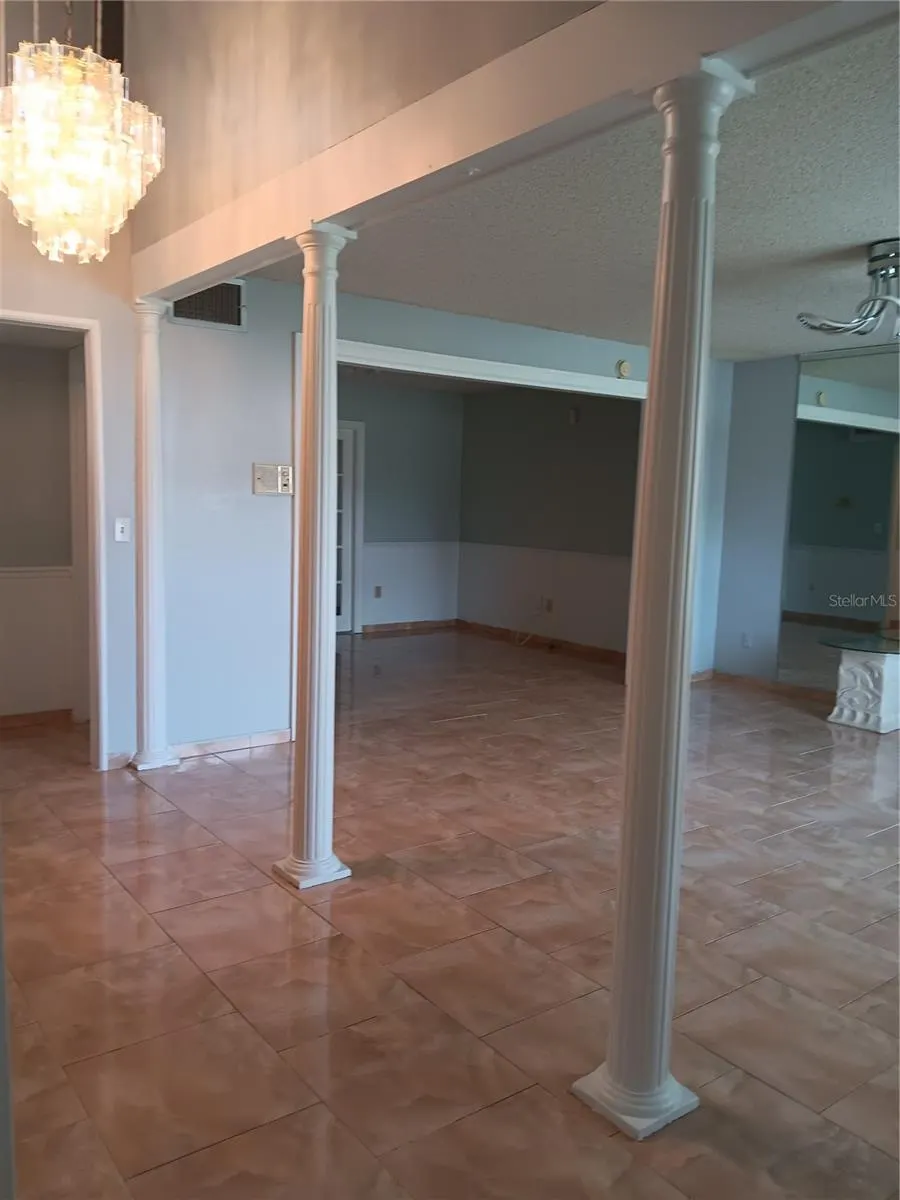 2321 IRLO DR