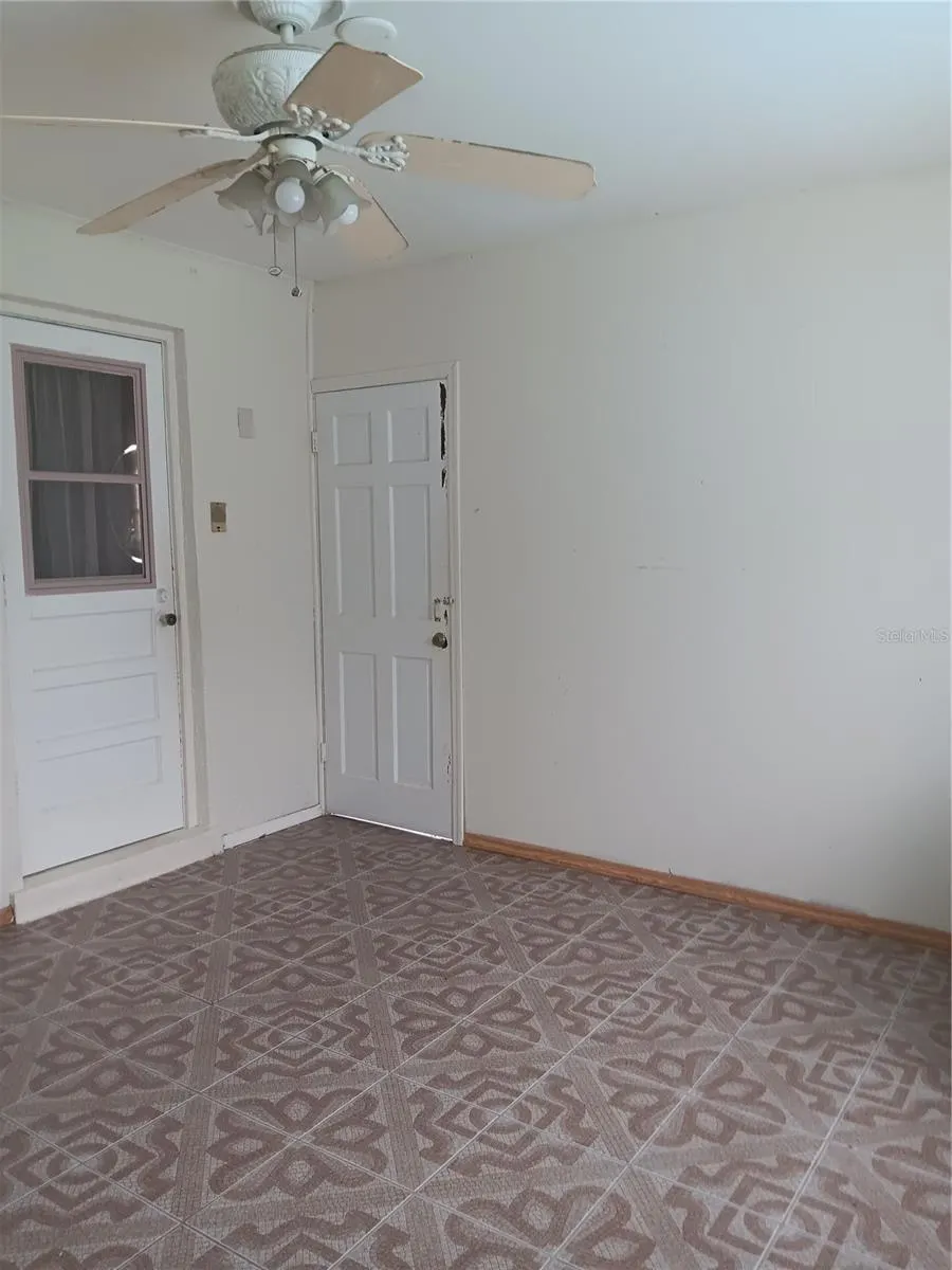 2321 IRLO DR