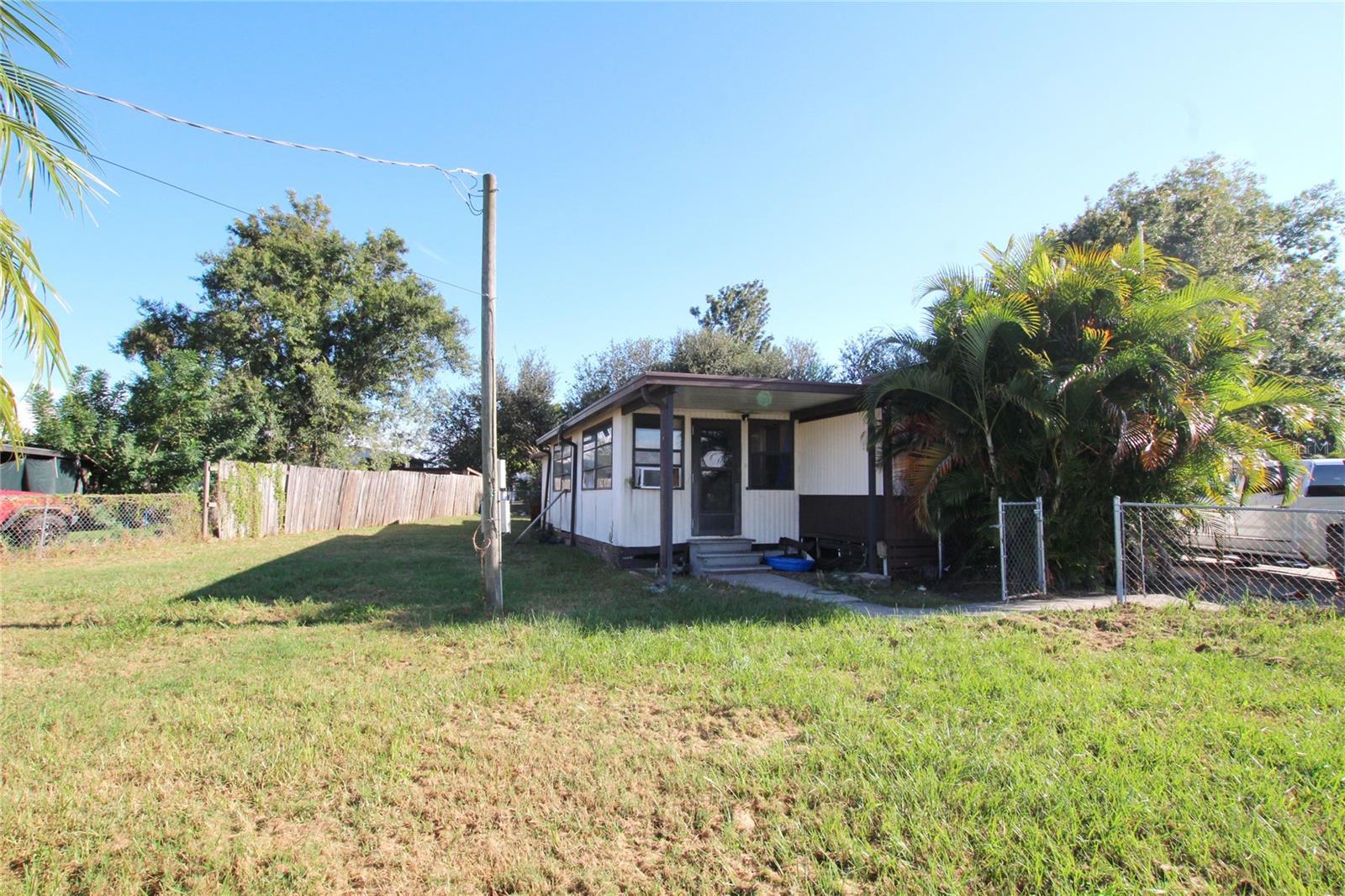 2028 SE 38TH TRL