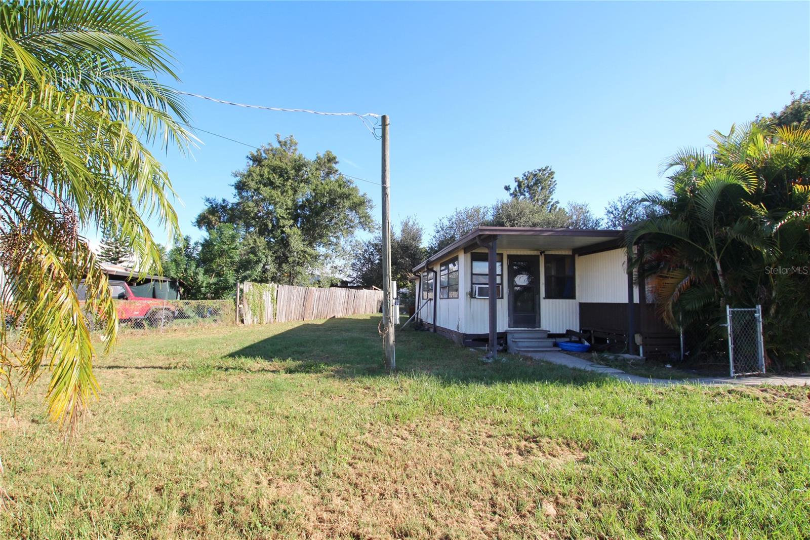 2028 SE 38TH TRL