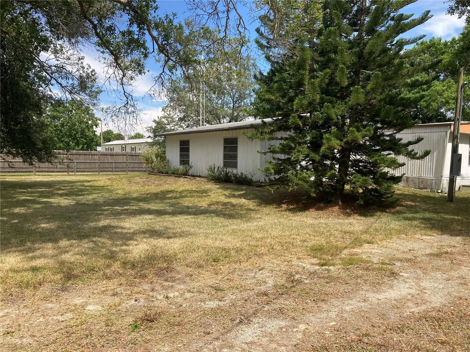 1214 ALLIGATOR RD