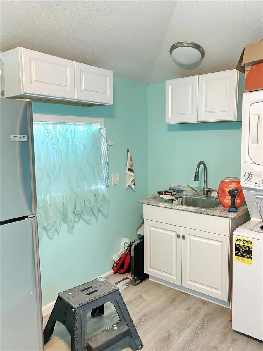 531 SW 39TH TRCE