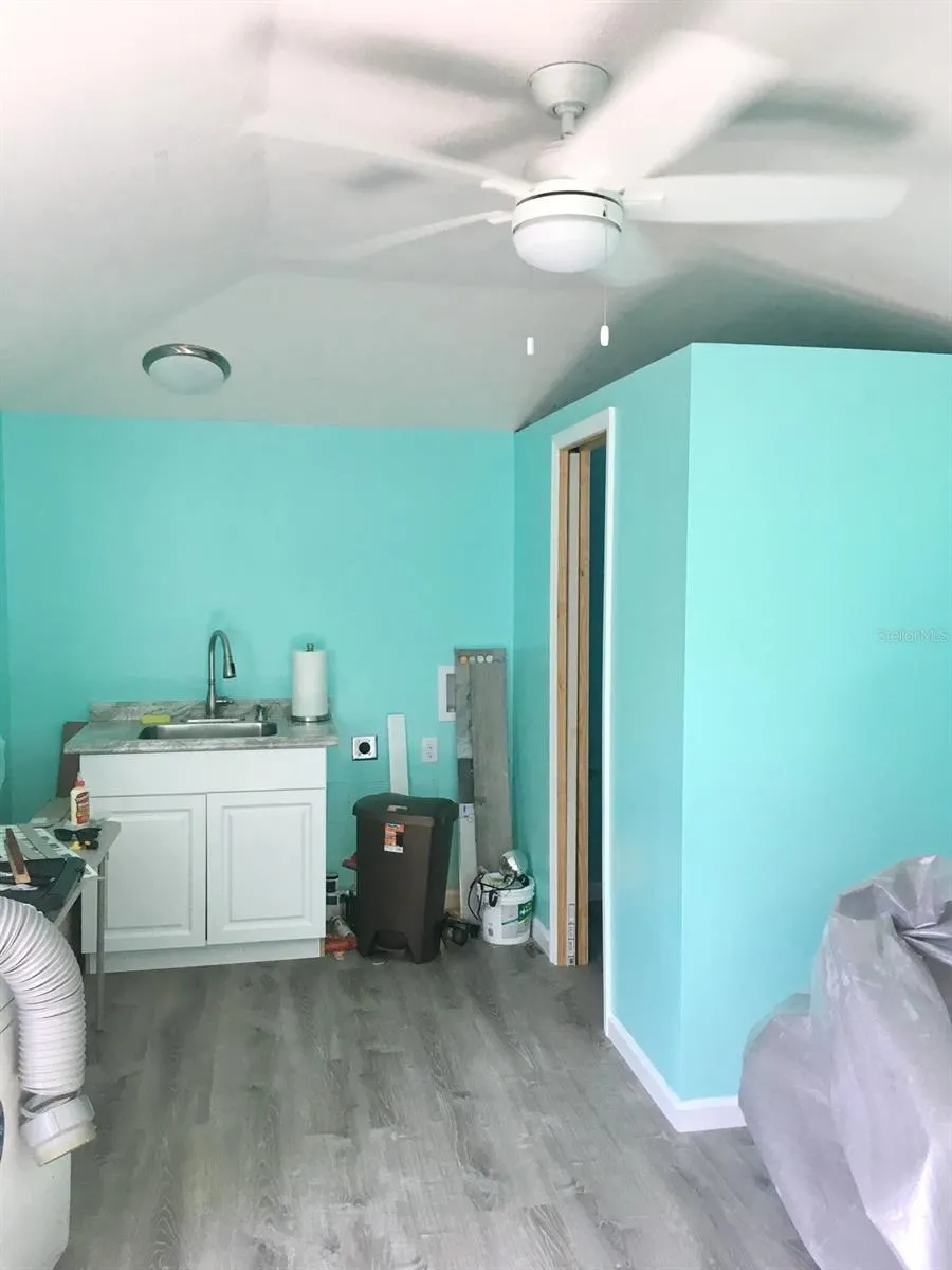 531 SW 39TH TRCE