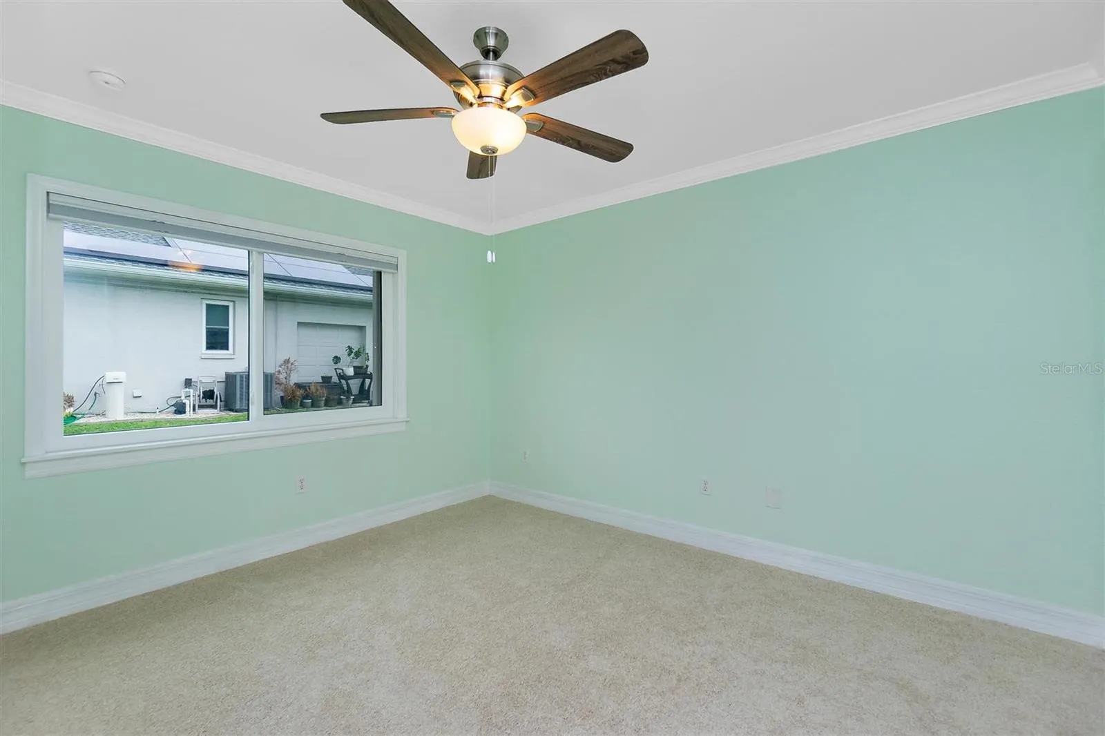 12001 SW KINGSWAY CIR