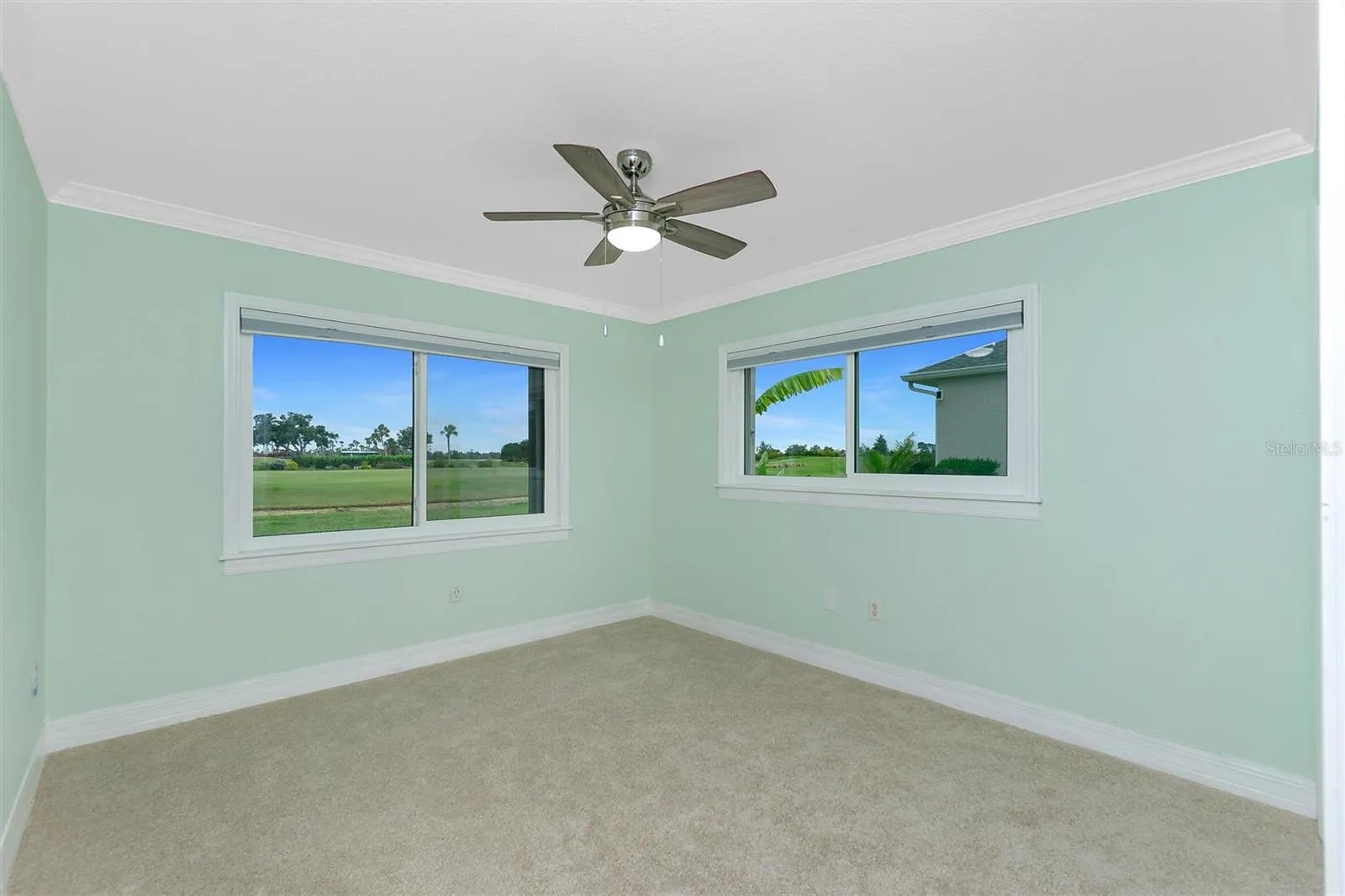 12001 SW KINGSWAY CIR
