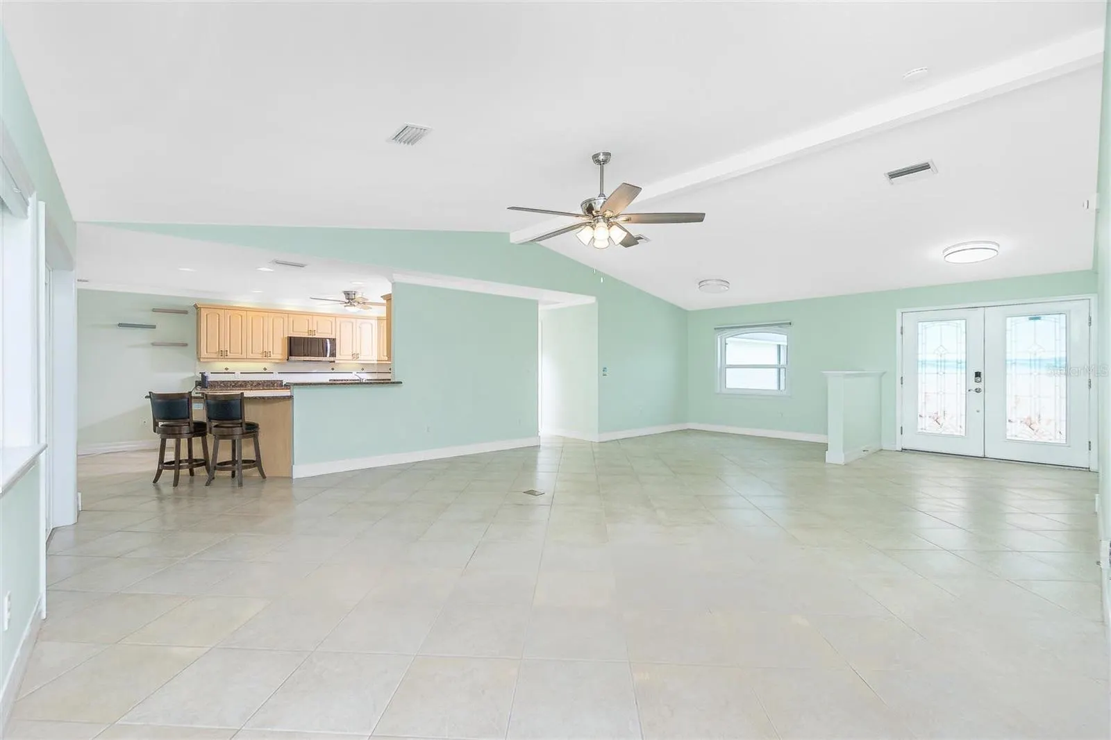 12001 SW KINGSWAY CIR