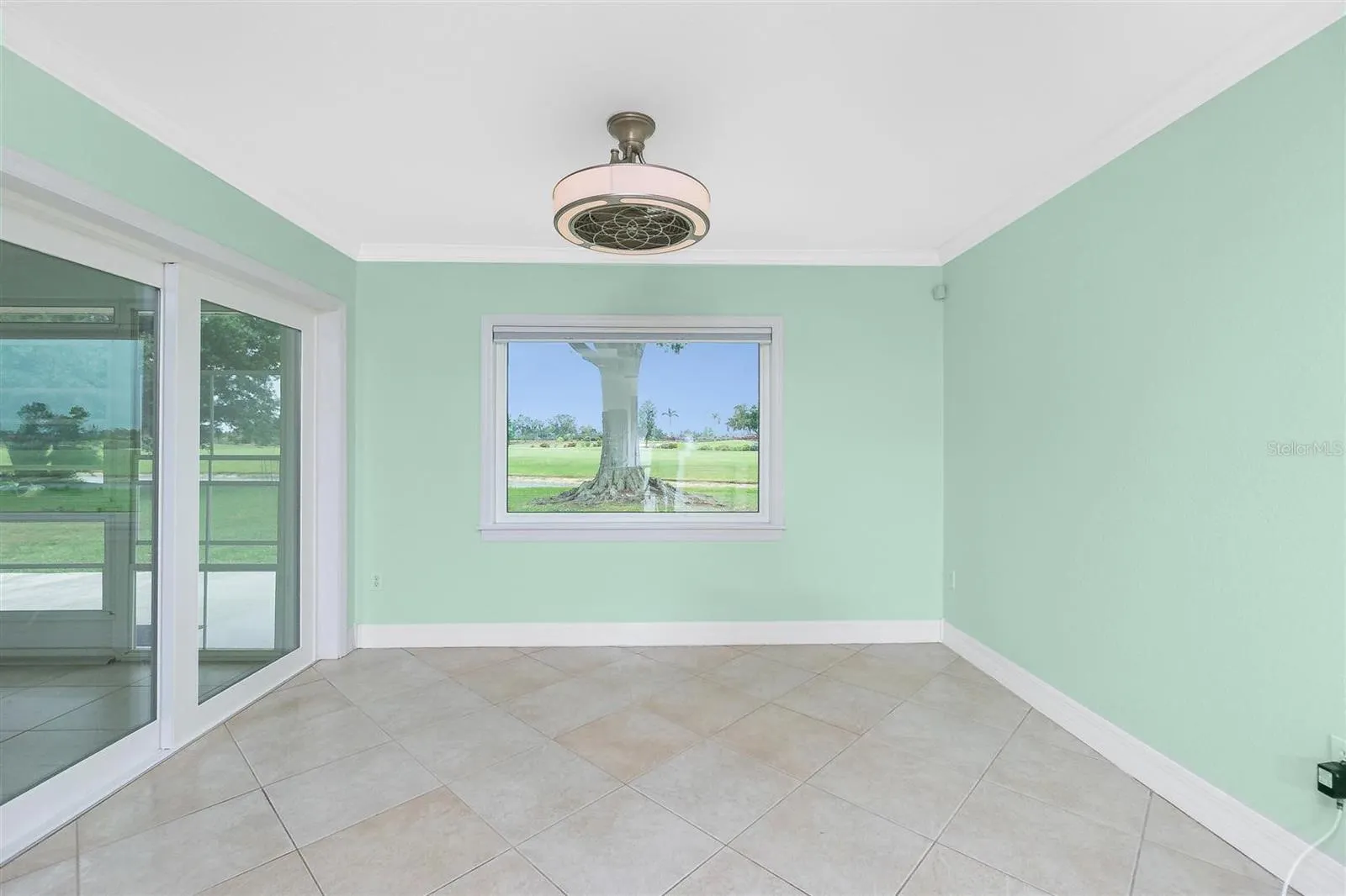 12001 SW KINGSWAY CIR