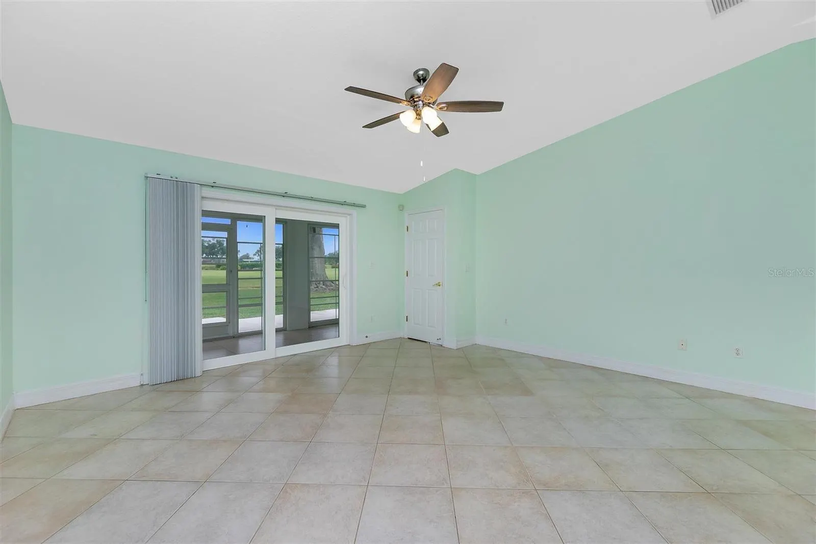 12001 SW KINGSWAY CIR