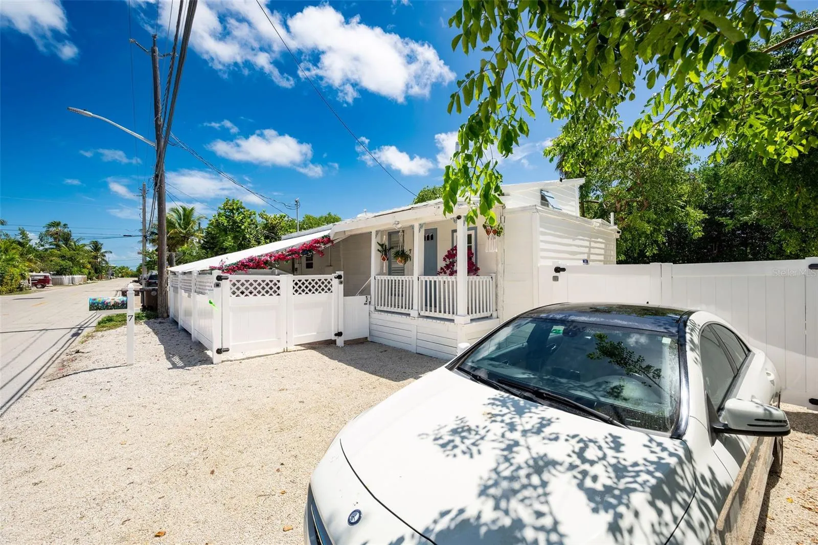 7 BARCELONA DR