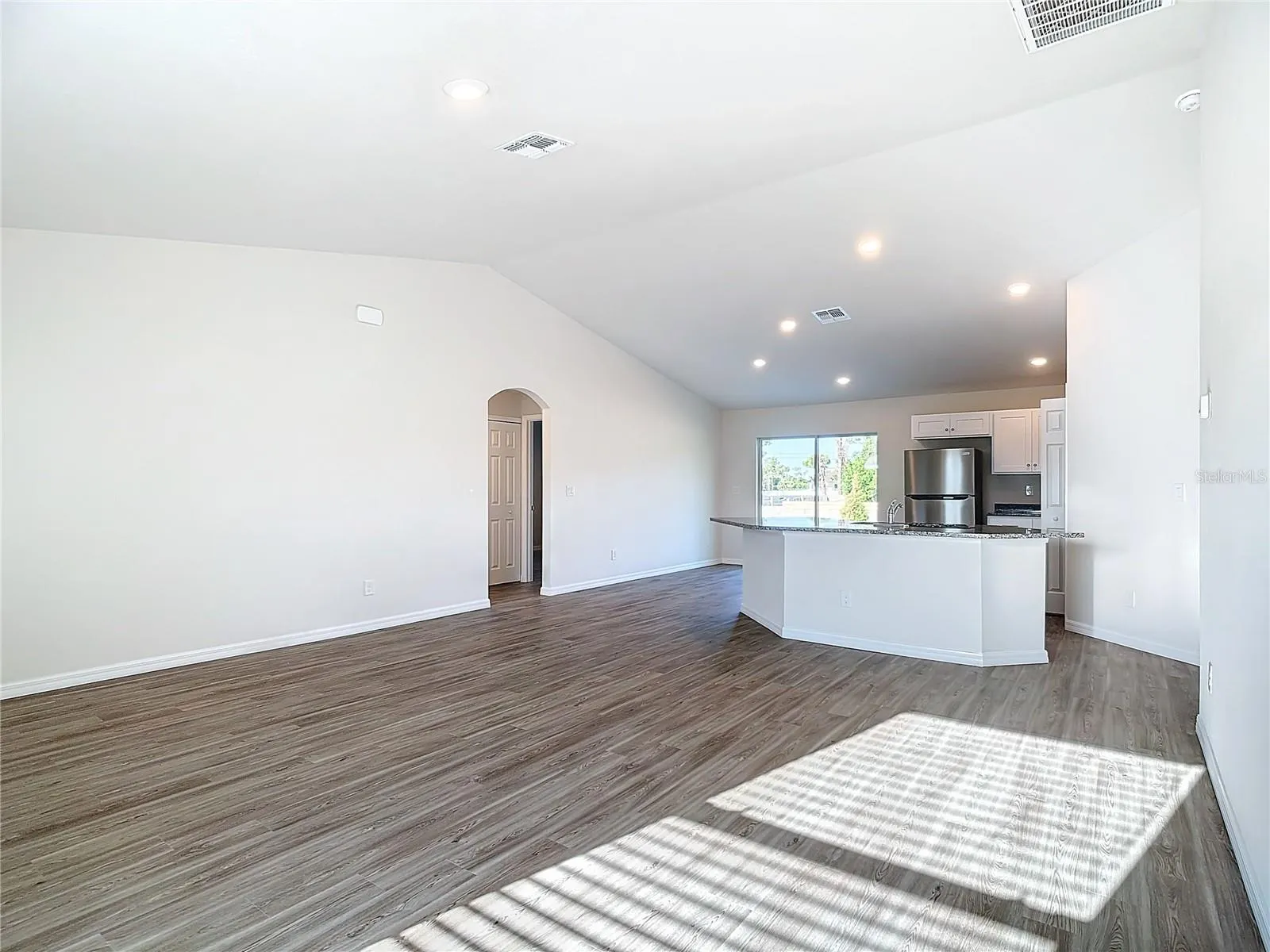 4110 NE 20TH PL