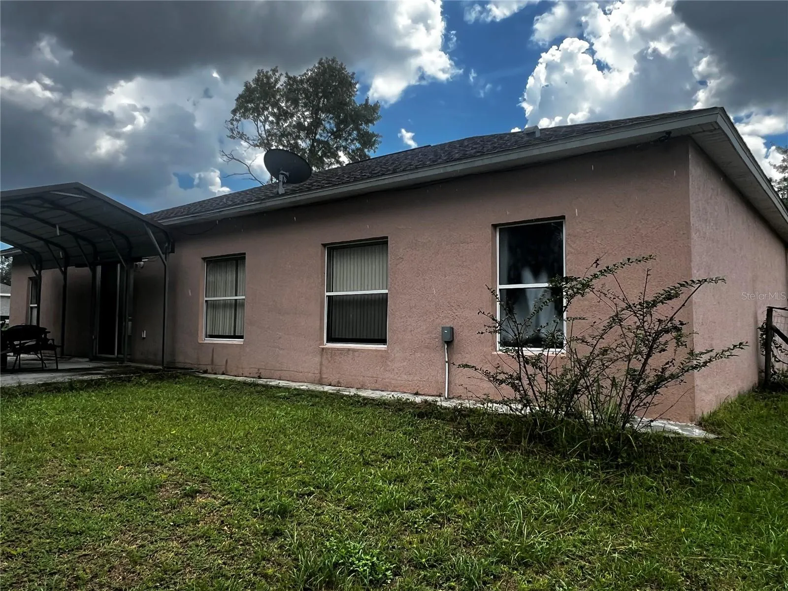 27 WILLOW RD