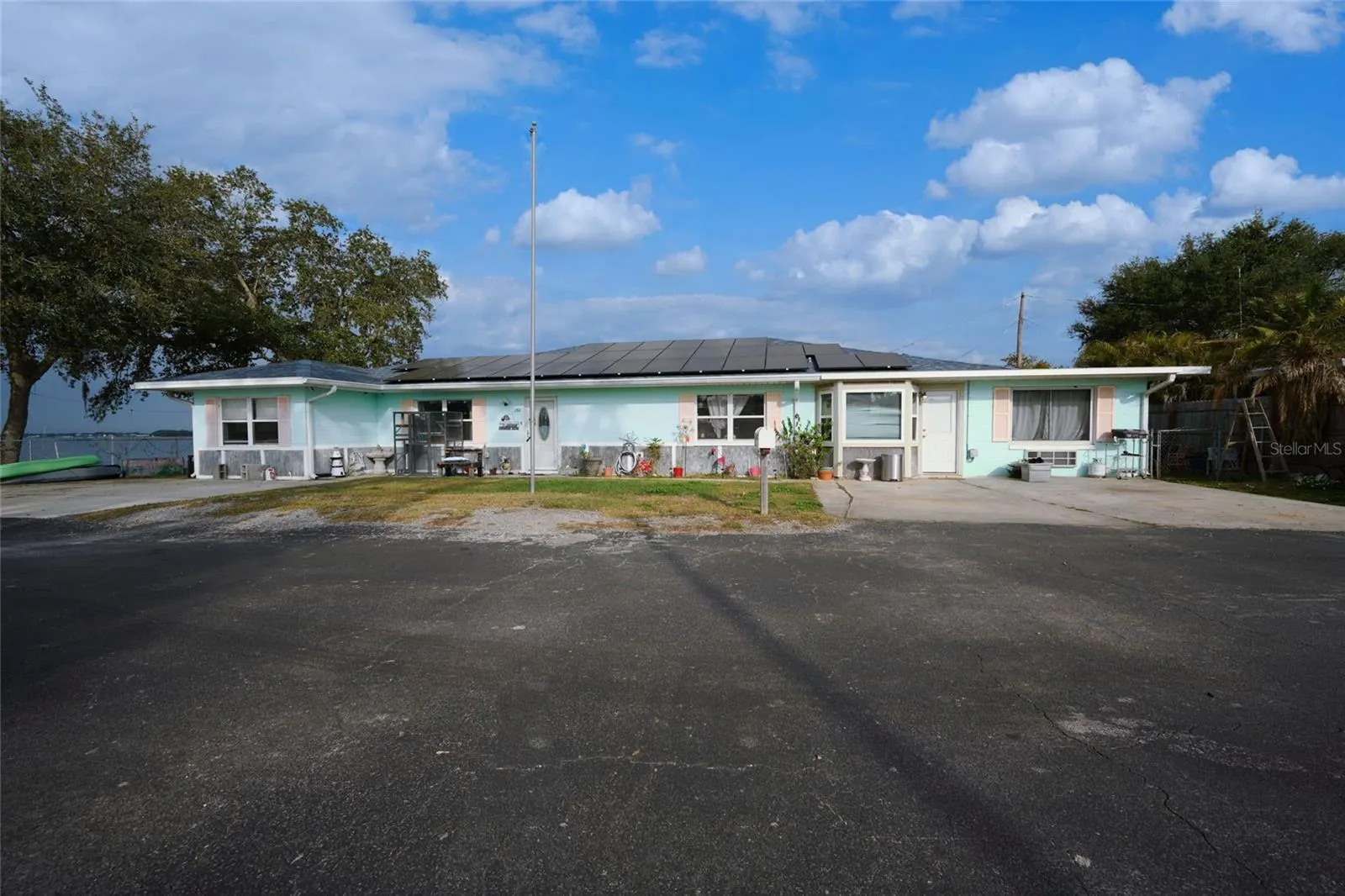 253 BLACKWELL VILLA CV
