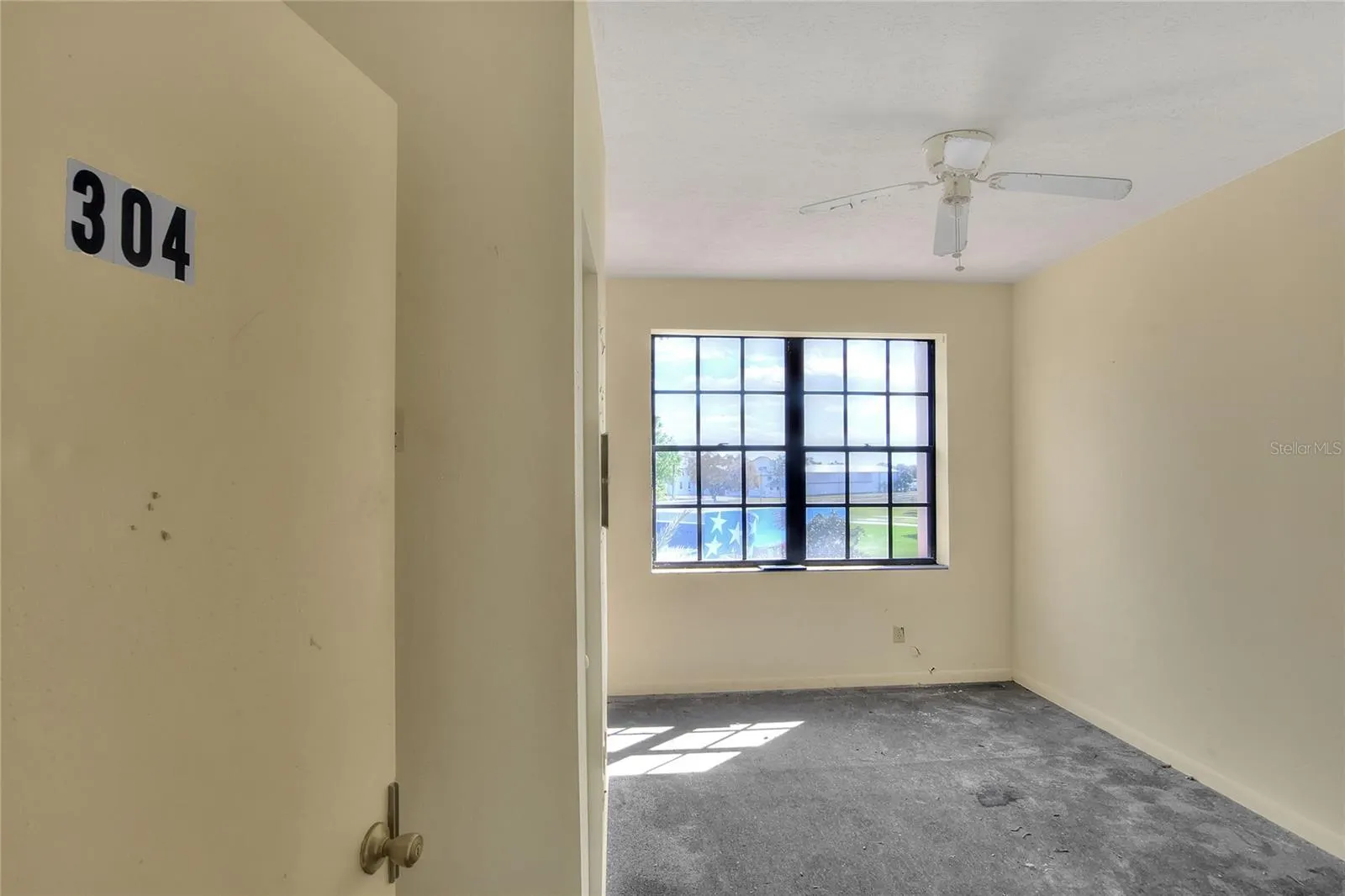 206 PILAKLAKAHA AVE