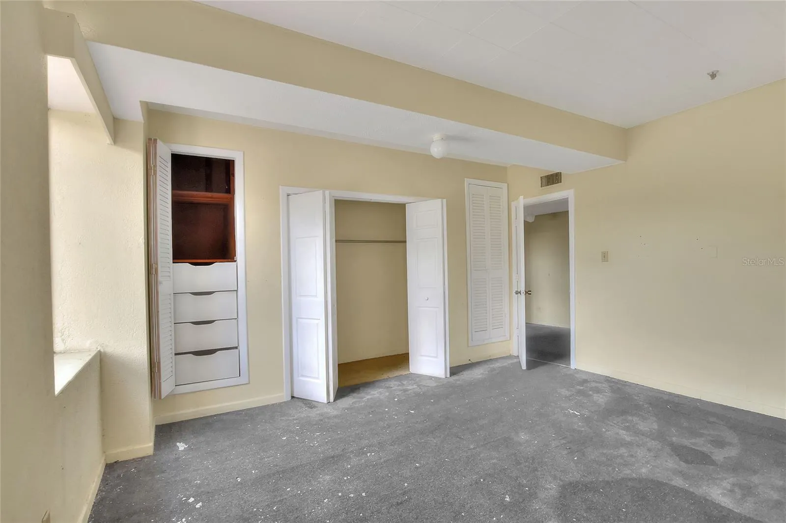 206 PILAKLAKAHA AVE