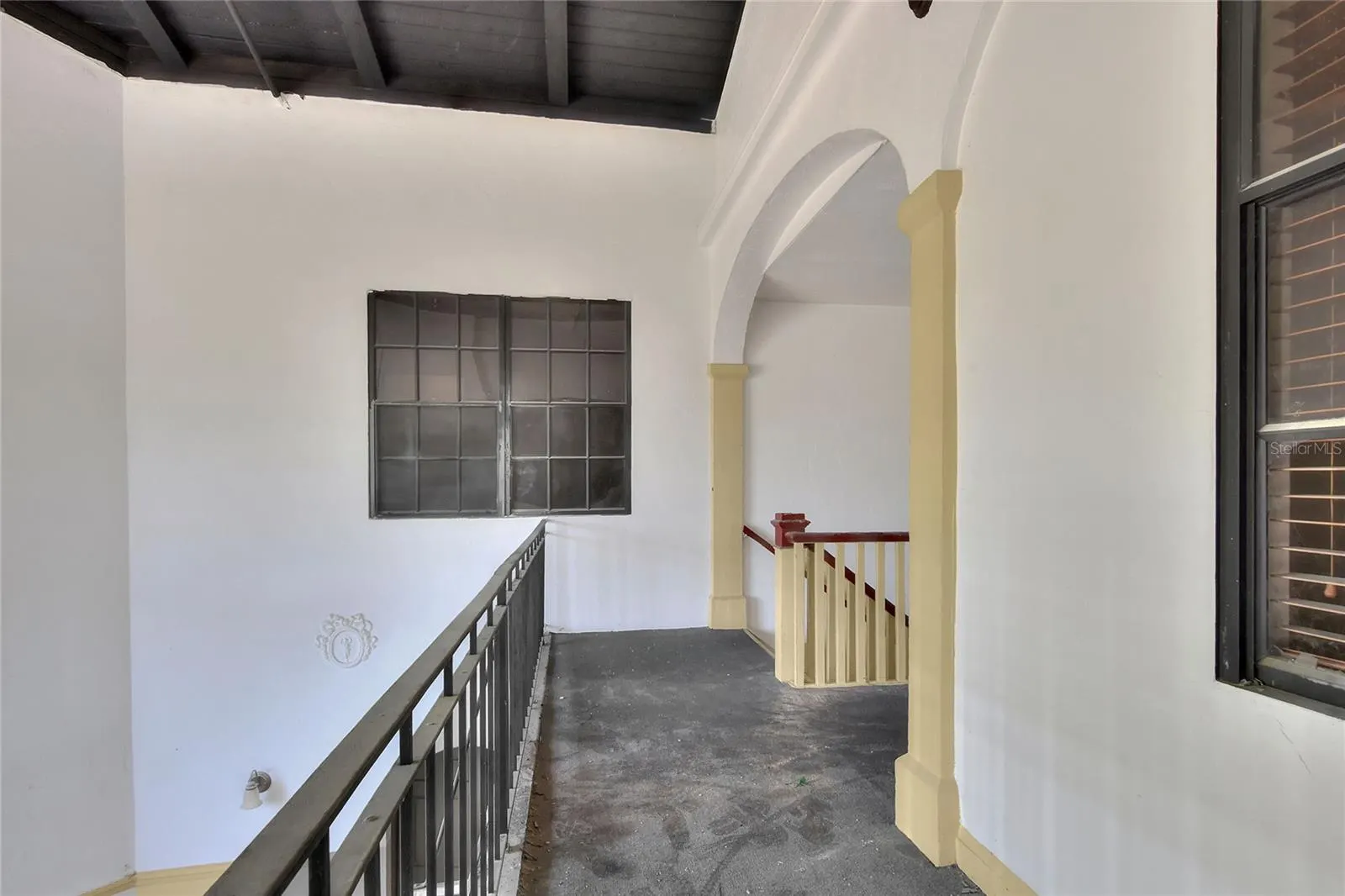 206 PILAKLAKAHA AVE