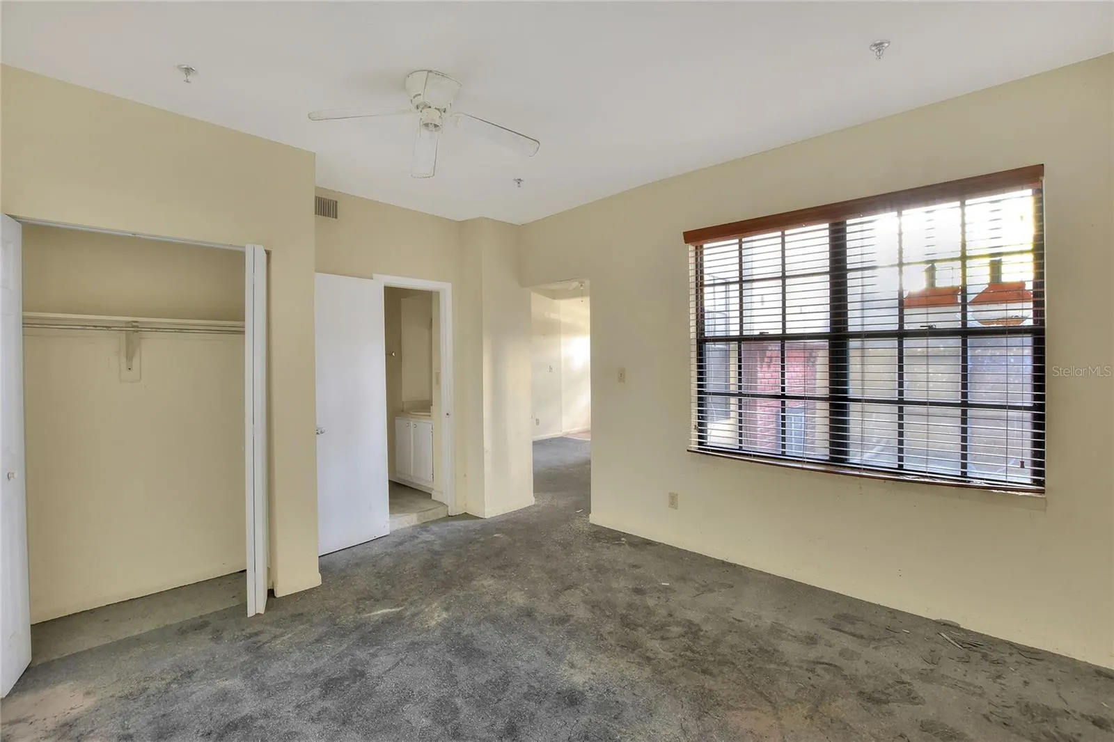 206 PILAKLAKAHA AVE
