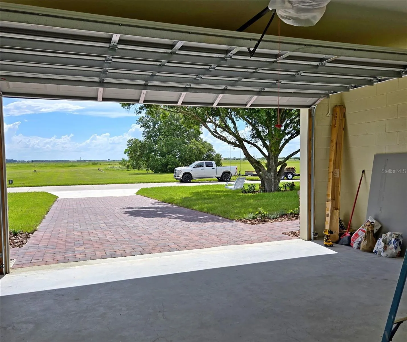 7190 GOLF CLUB DR