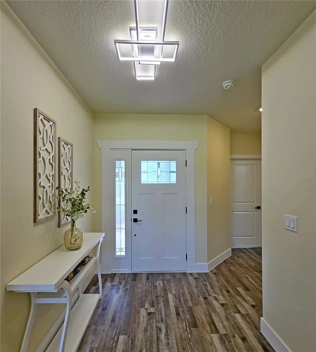7190 GOLF CLUB DR