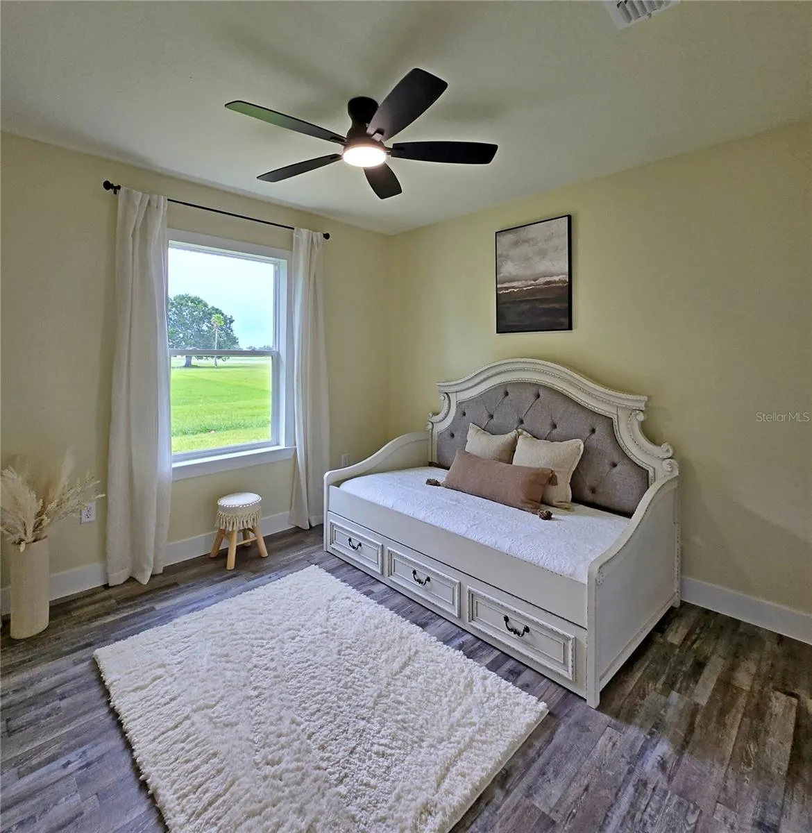7190 GOLF CLUB DR