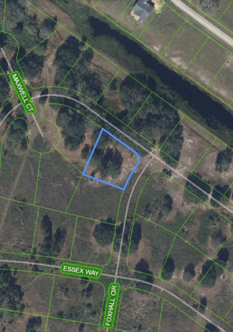 432 FOXHALL CIR