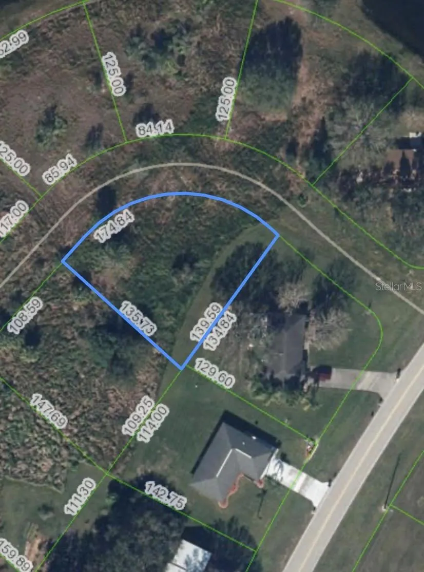 520 FOXHALL CIR