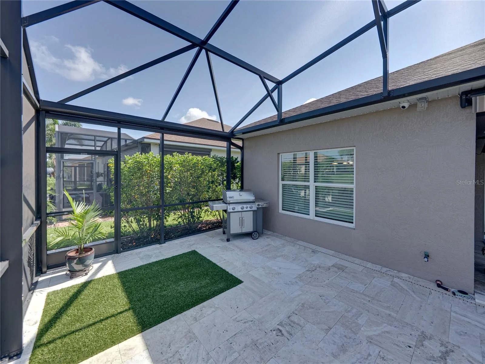5332 HOGAN LN