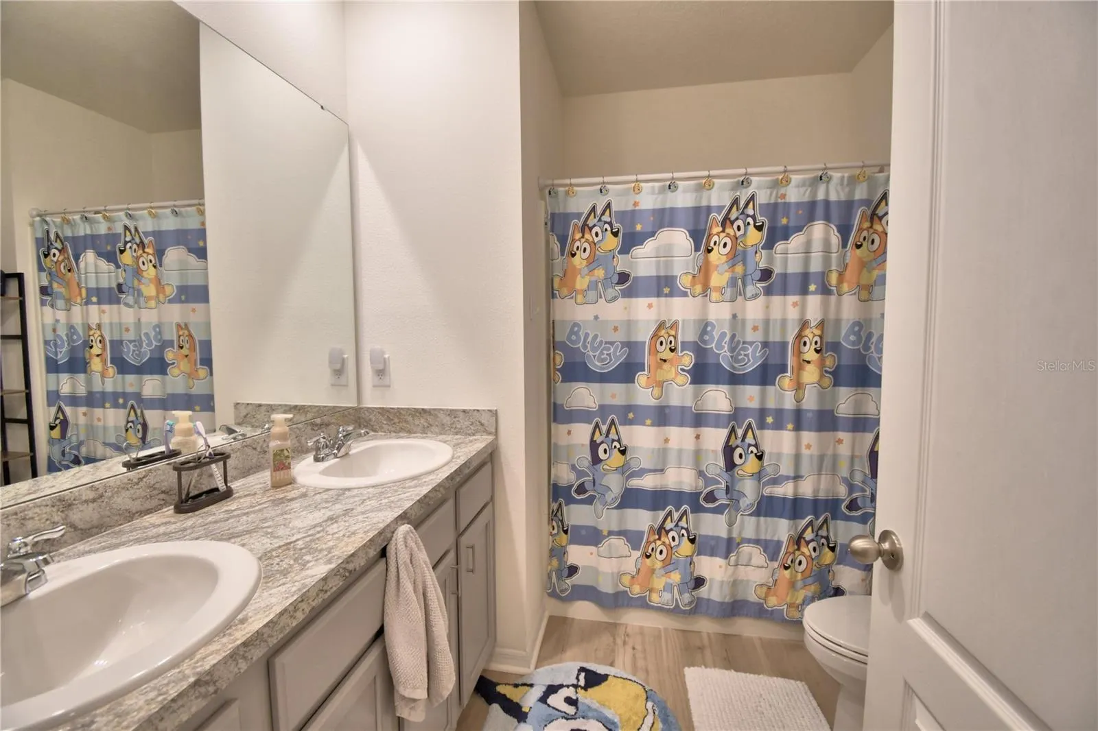 803 AUBURN GROVE CT