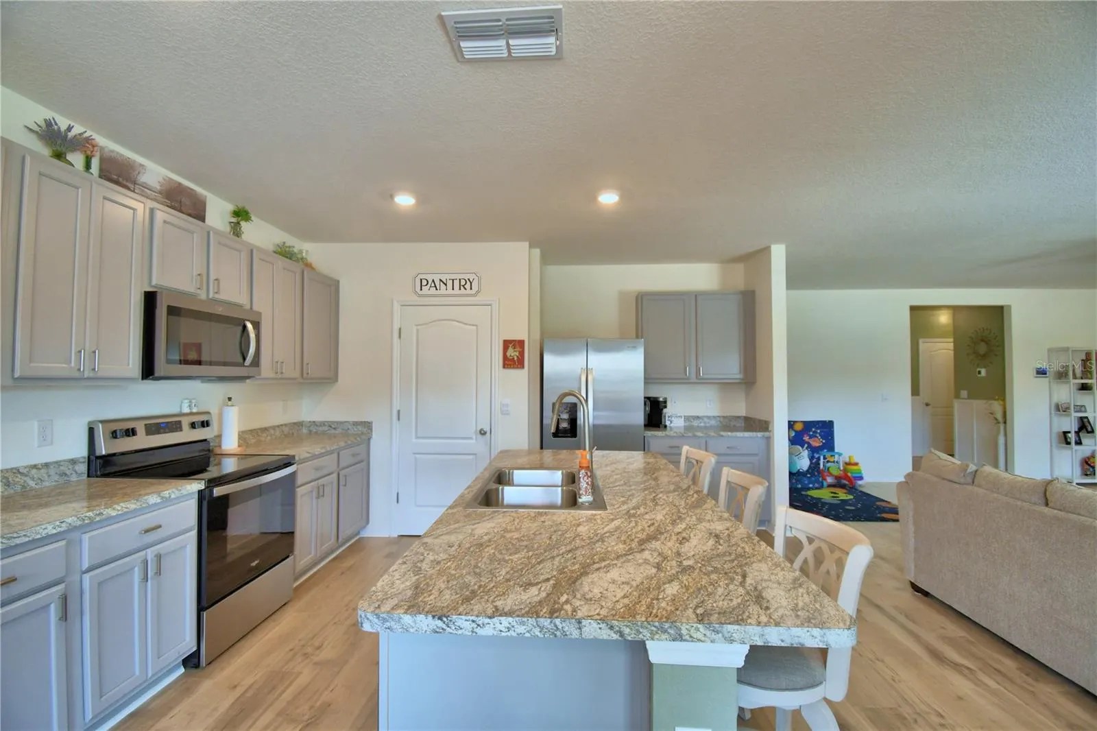803 AUBURN GROVE CT