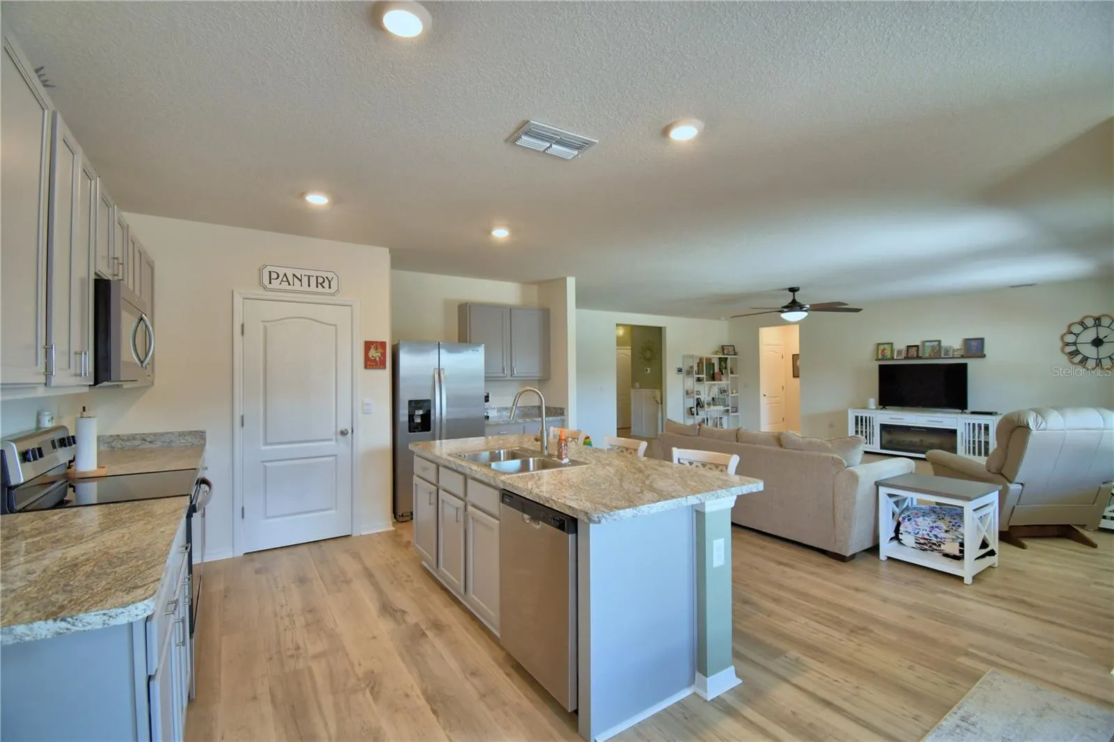 803 AUBURN GROVE CT