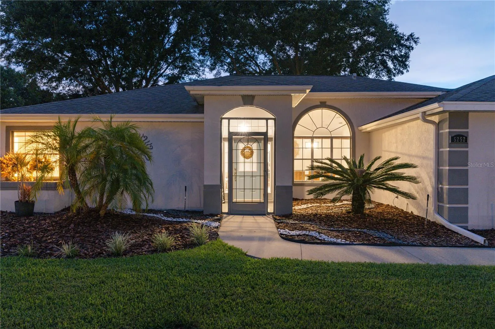 5252 GROVE MNR