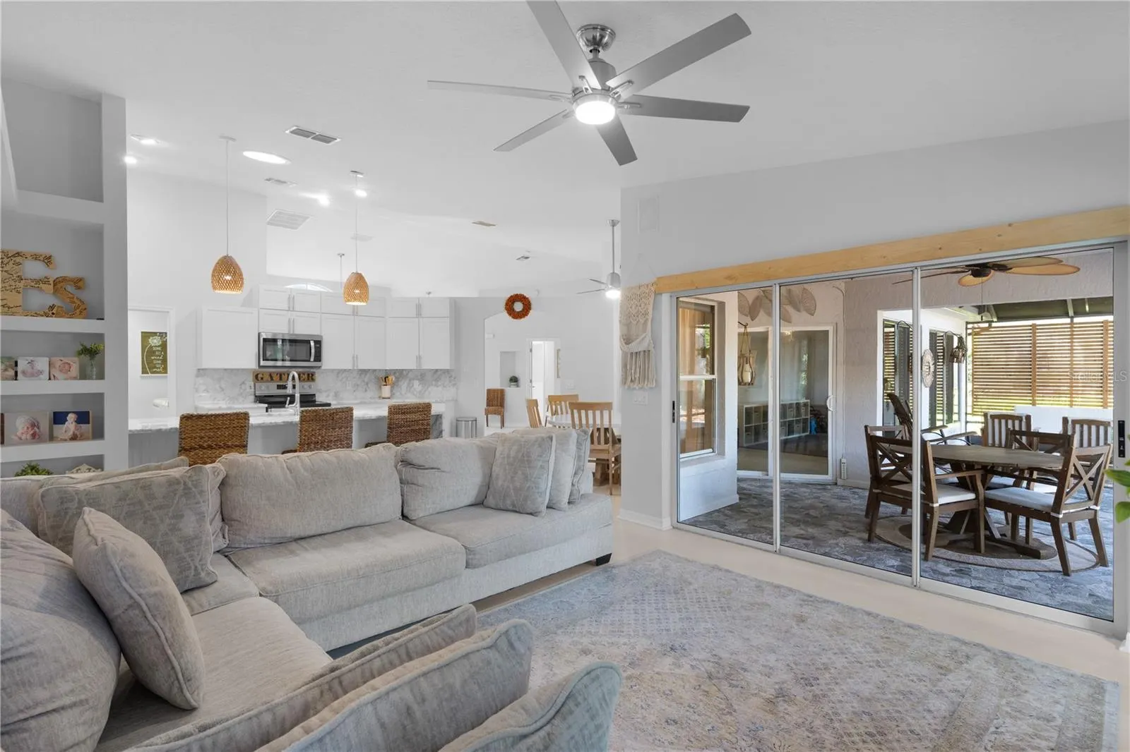 5252 GROVE MNR
