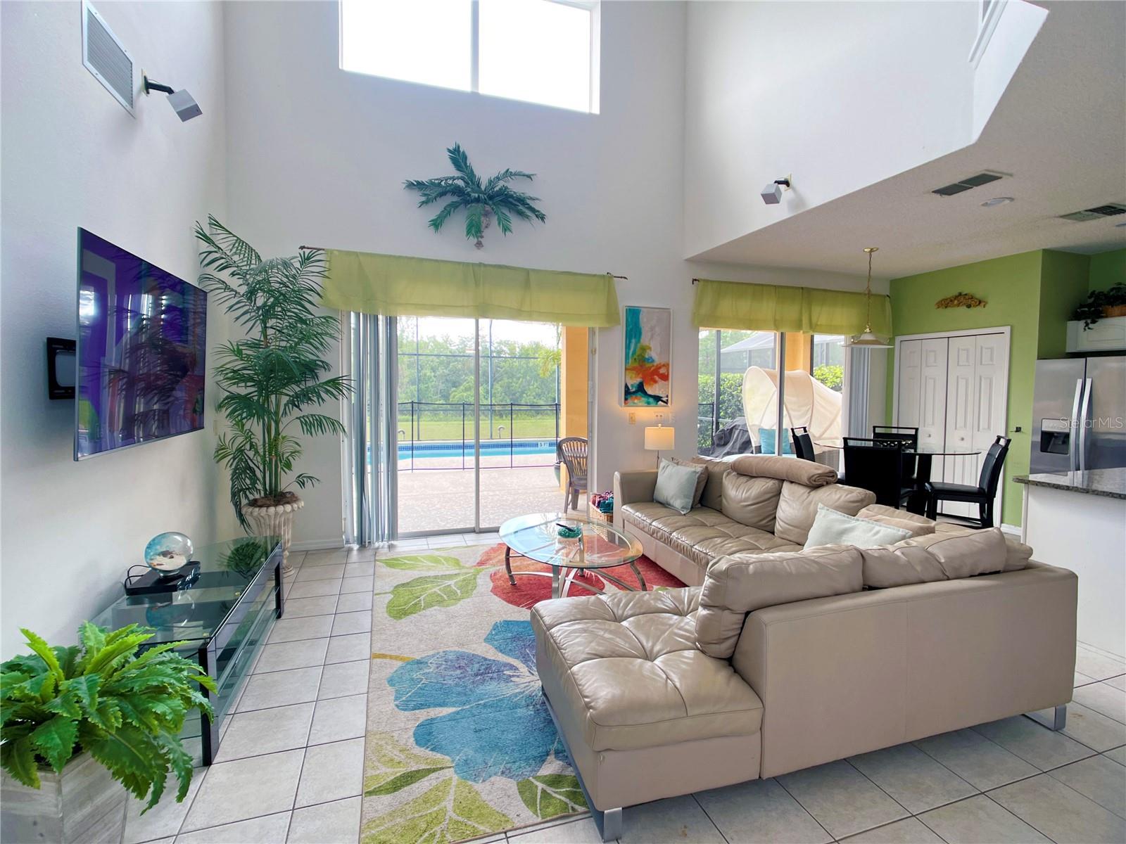 8579 LA ISLA DR